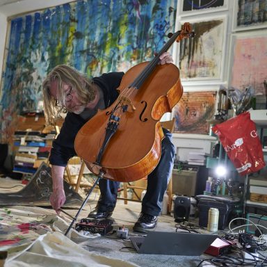 Photo: Chris Freeman Peter Nagle bowing cello spike.